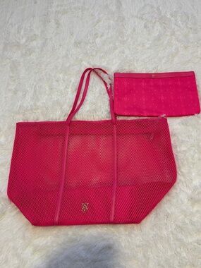 NWT! Victoria’s Secret Mesh Beach Bag with large storage bag